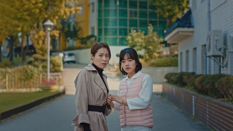 독특하고 재치있게 풀어낸 믿음과 의심 간의 갈등, <메기>