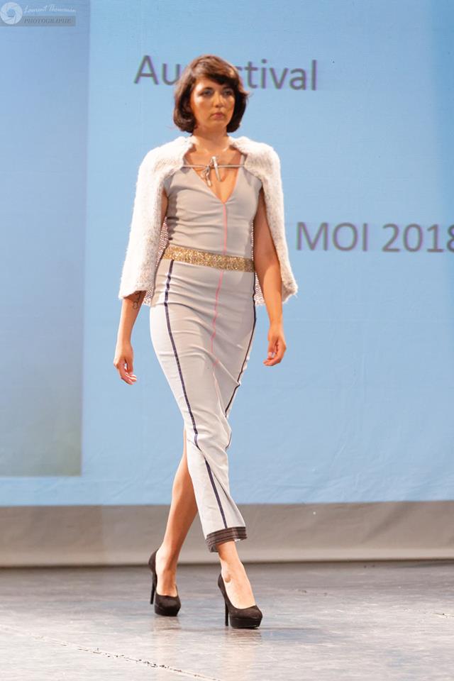 Résous-Moi 'Je suis le Lien Que Je Tisse'