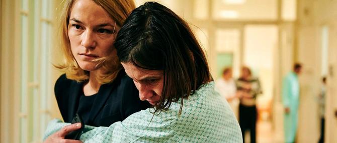 나 자신을 거둘 시간조차 허용하지 않는 사회