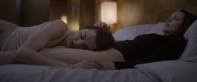 도망과 순종은 답이 아니었음을 <디서비디언스> 