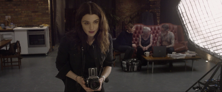 도망과 순종은 답이 아니었음을 <디서비디언스> 