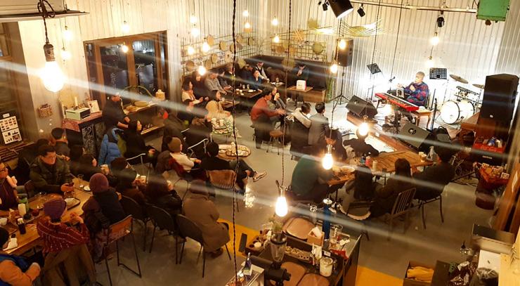 지역, 활동, 사람, 가치를 잇는 공간들