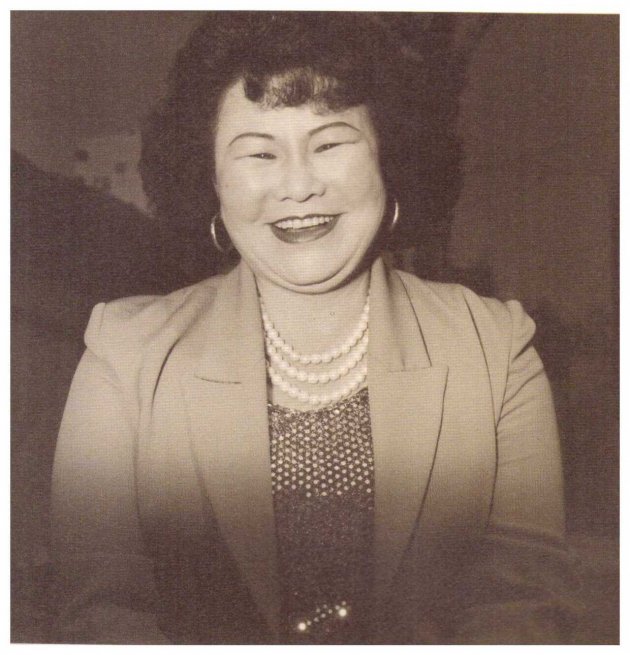 여성 - 보살의 이름으로