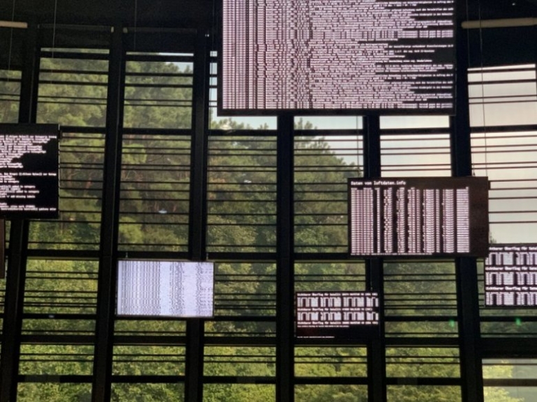 오픈 코드. 공유지 연결망