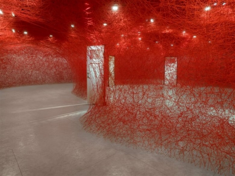 Chiharu Shiota: Tracing Boundaries