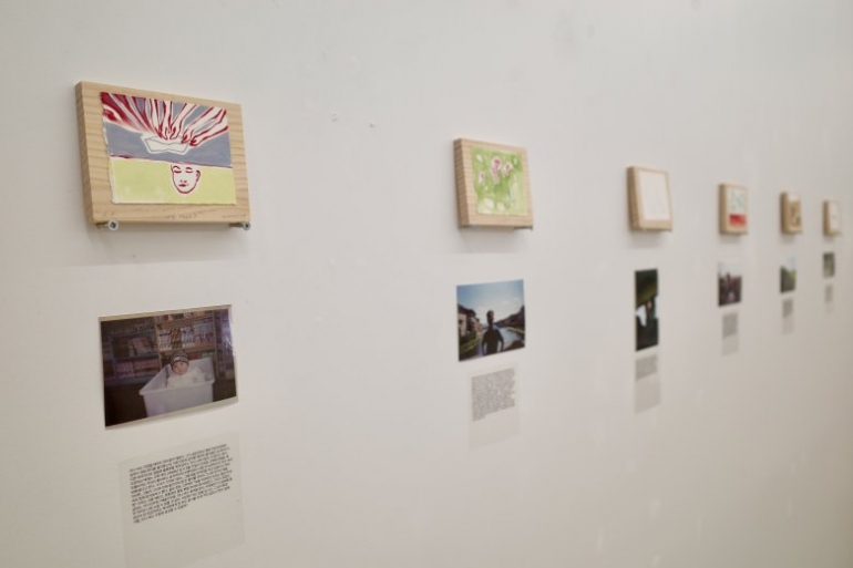 이제 그만, 손을 놓고 머리 식히기~ 휘날리는 연처럼 허리와 팔을 흔들어 종이에 끄적끄적