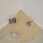 이제 그만, 손을 놓고 머리 식히기~ 휘날리는 연처럼 허리와 팔을 흔들어 종이에 끄적끄적